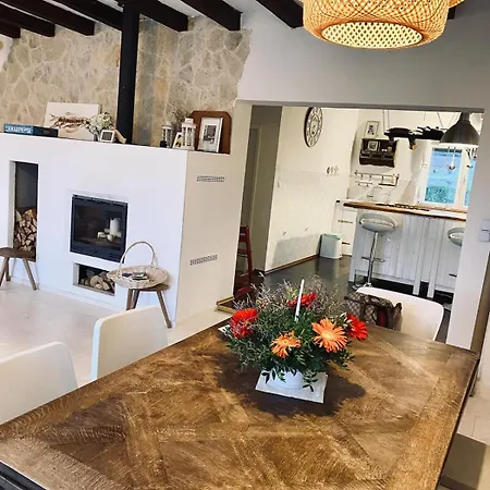 Casa Loro Mit Meerblick Und Privatem Pool Apartman Trogir