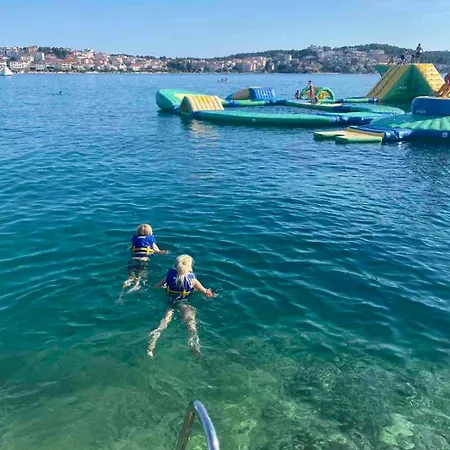 Casa Loro Mit Meerblick Und Privatem Pool Trogir
