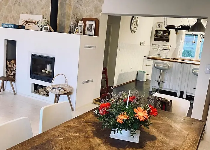 Casa Loro Mit Meerblick Und Privatem Pool Appartement Trogir