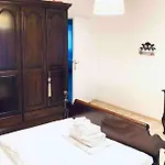 Casa Loro Mit Meerblick Und Privatem Pool * Trogir